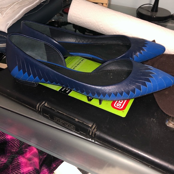 tory burch flats - Picture 2 of 4